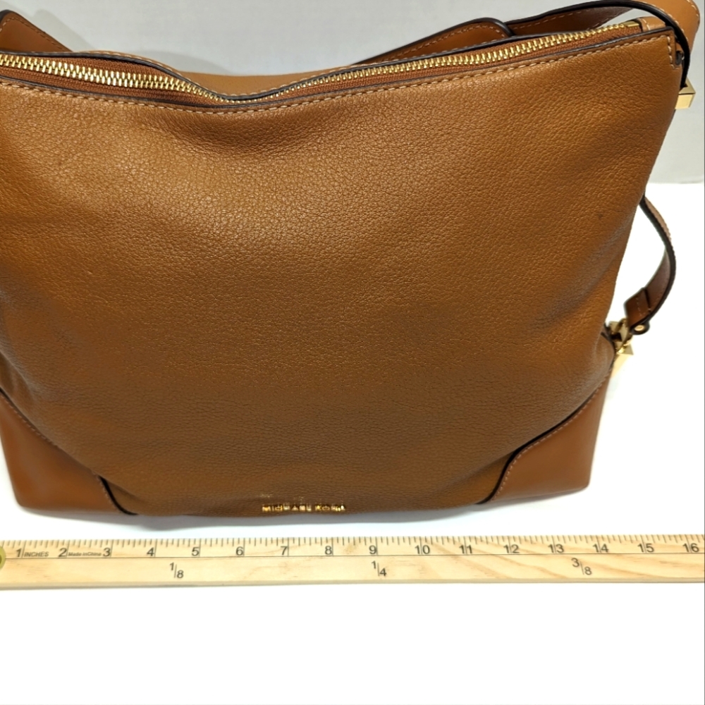 Michael Kors Crosby Pebbled Leather Bag - Every Day Purse - Picture 13 of 15